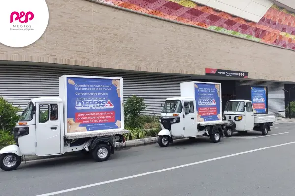 Carros valla en Bogotá Publicidad móvil